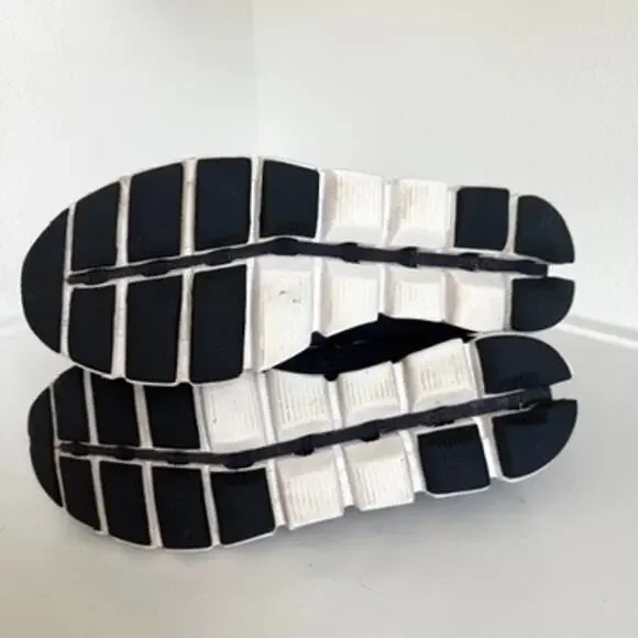 ON Cloud Running Shoes Navy White Men's Size 10 Lightweight Athletic Sneakers - Picture 6 of 9